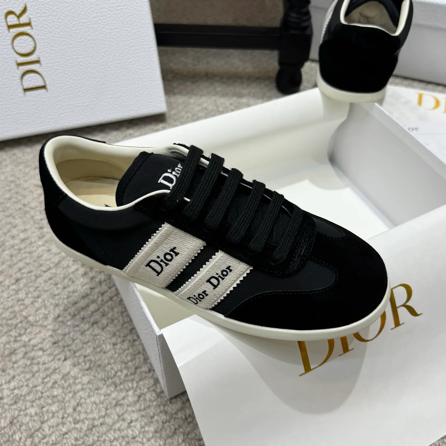 Кроссовки Женские Christian Dior 18092619
