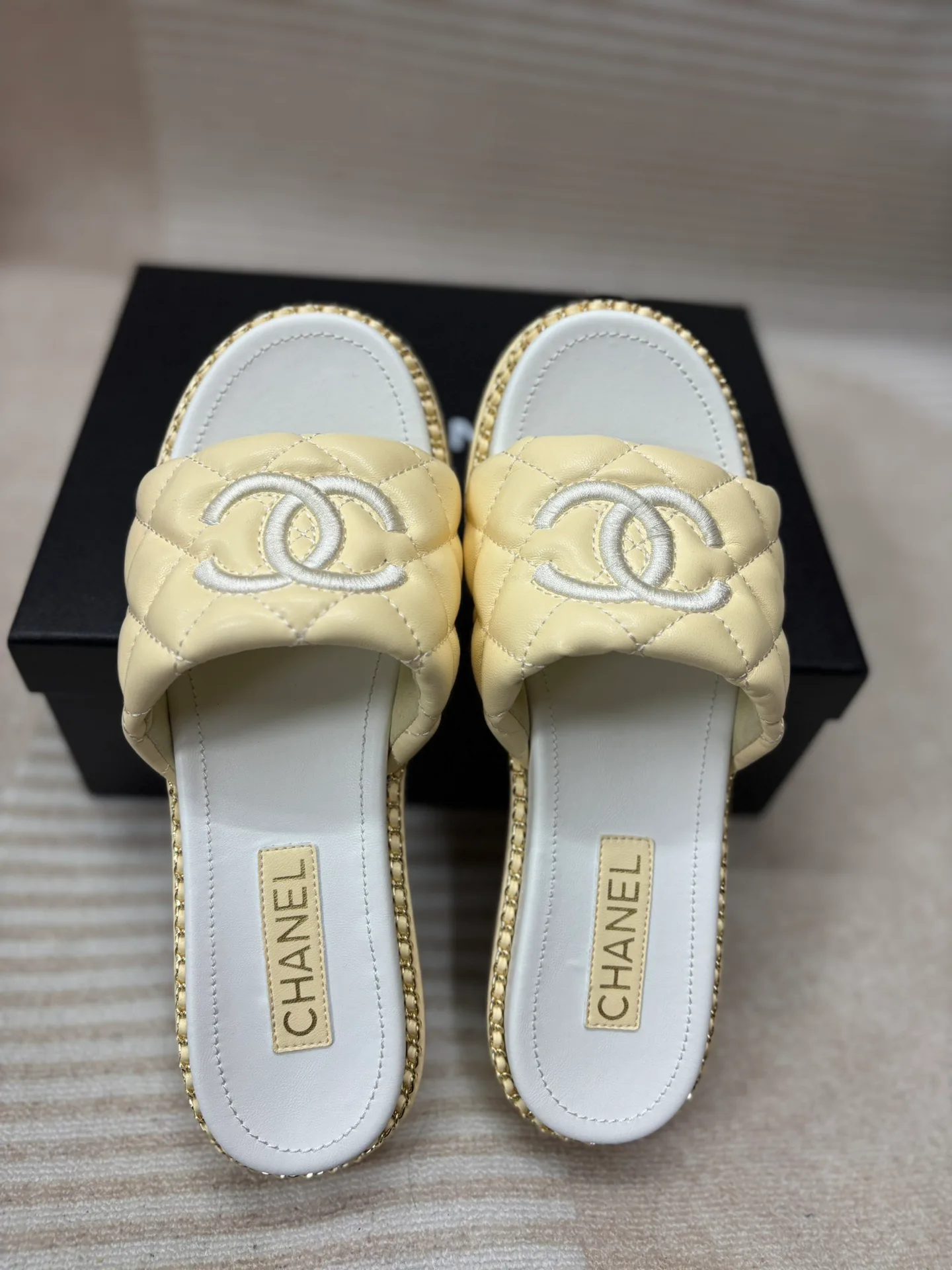 Босоножки Женские Chanel 30300