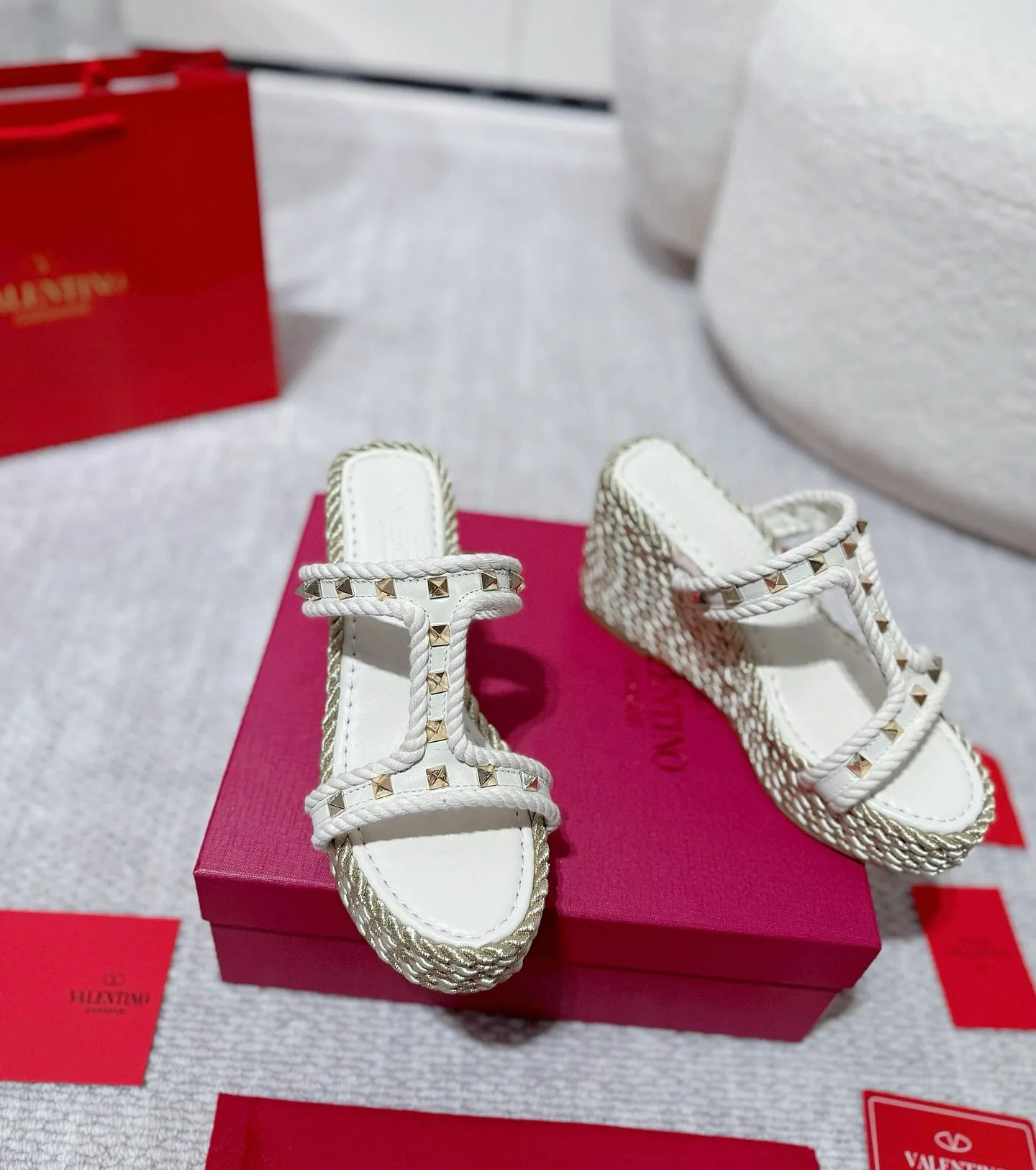 Босоножки Женские Valentino 30740