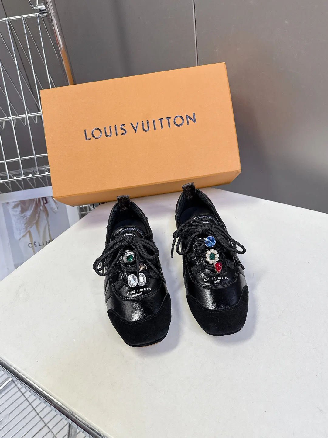 Кроссовки Женские Louis Vuitton 1480747