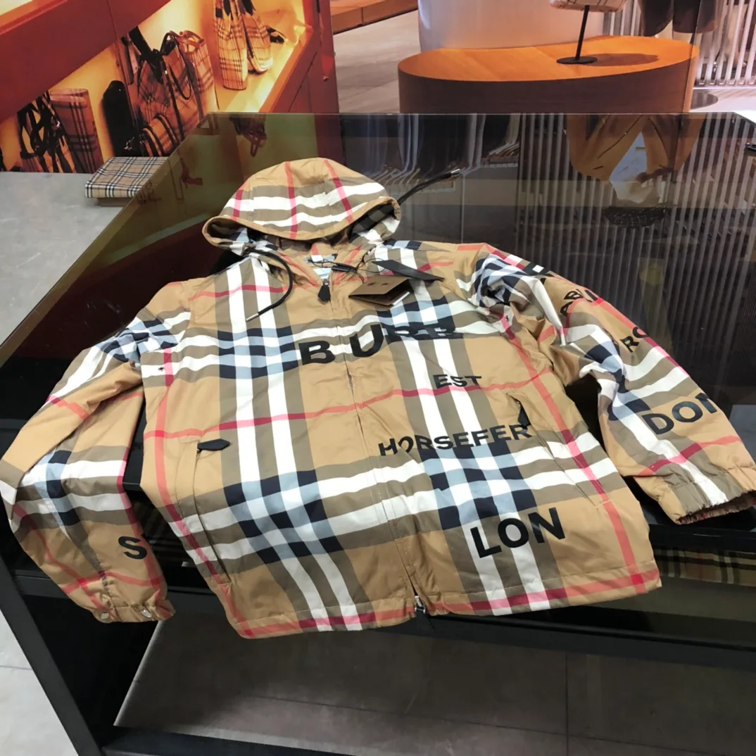 Куртки Женские Burberry 6179