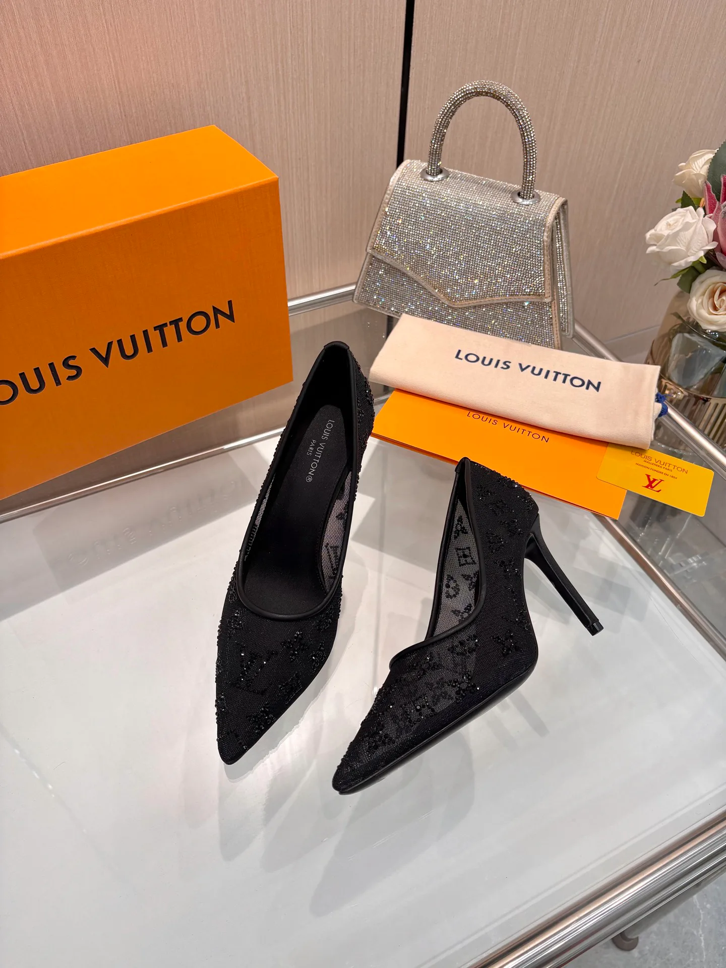 Туфли Женские Louis Vuitton 19597270