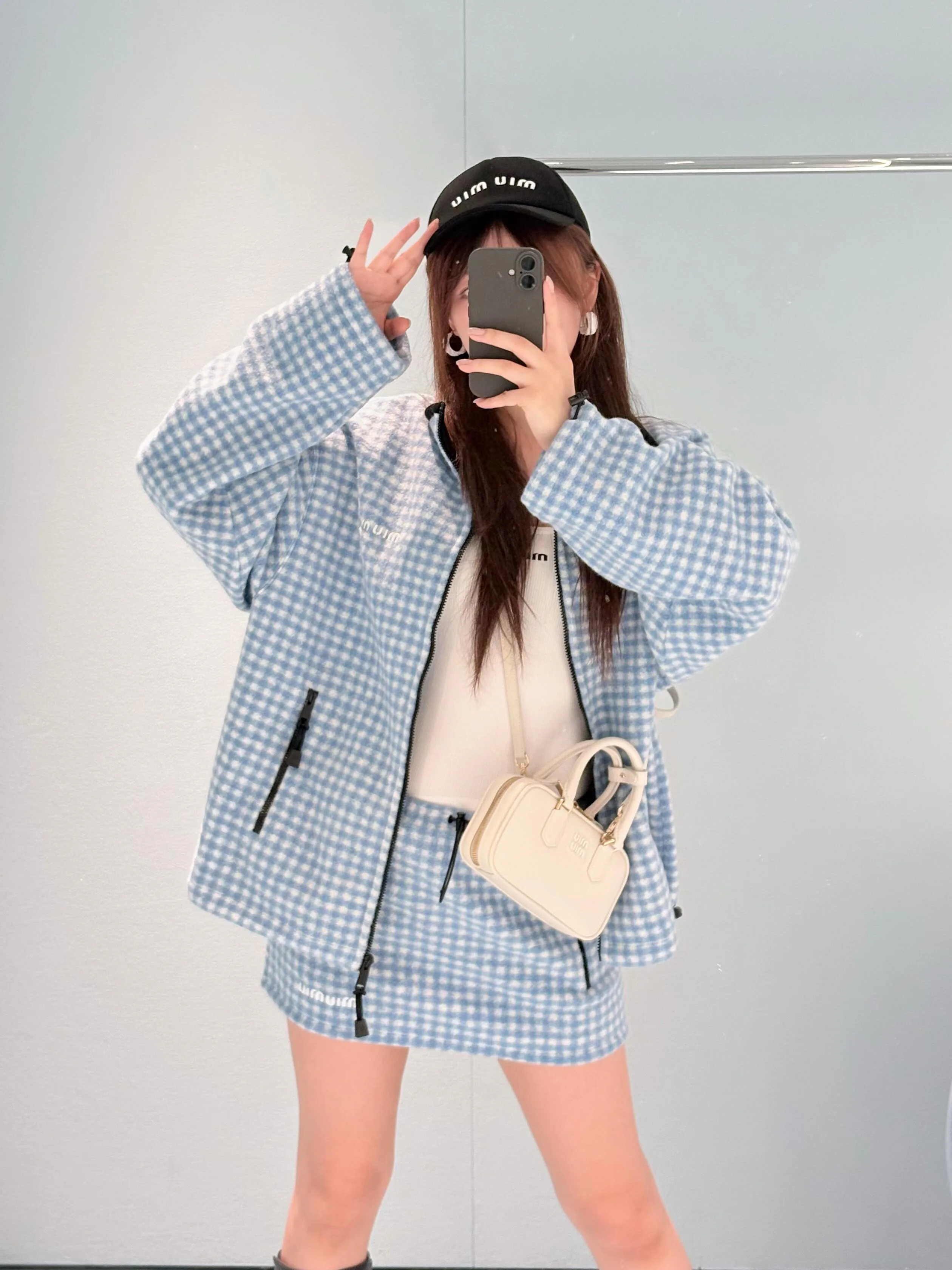 Куртки И Пуховики Женские Miu Miu 18018636