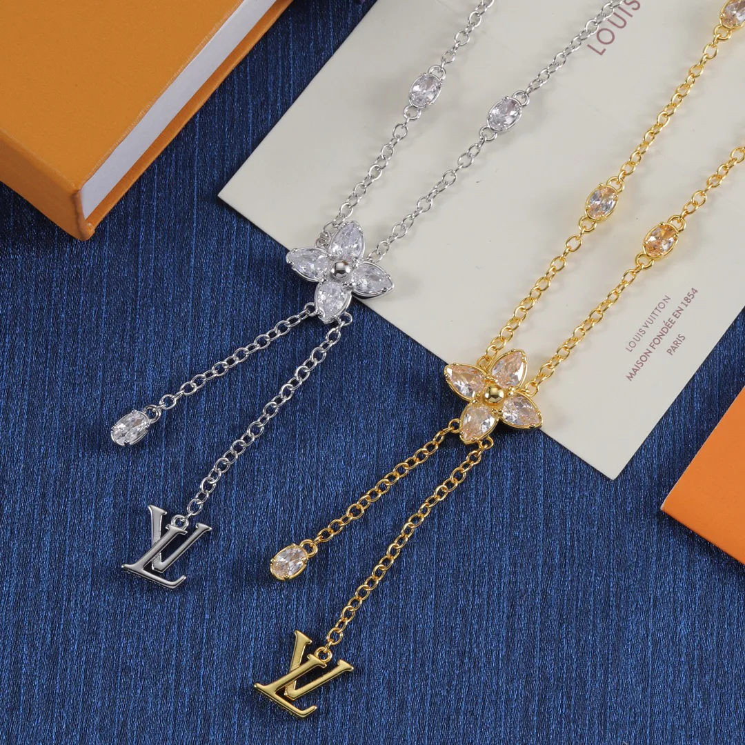 Бижутерия Louis Vuitton 4051