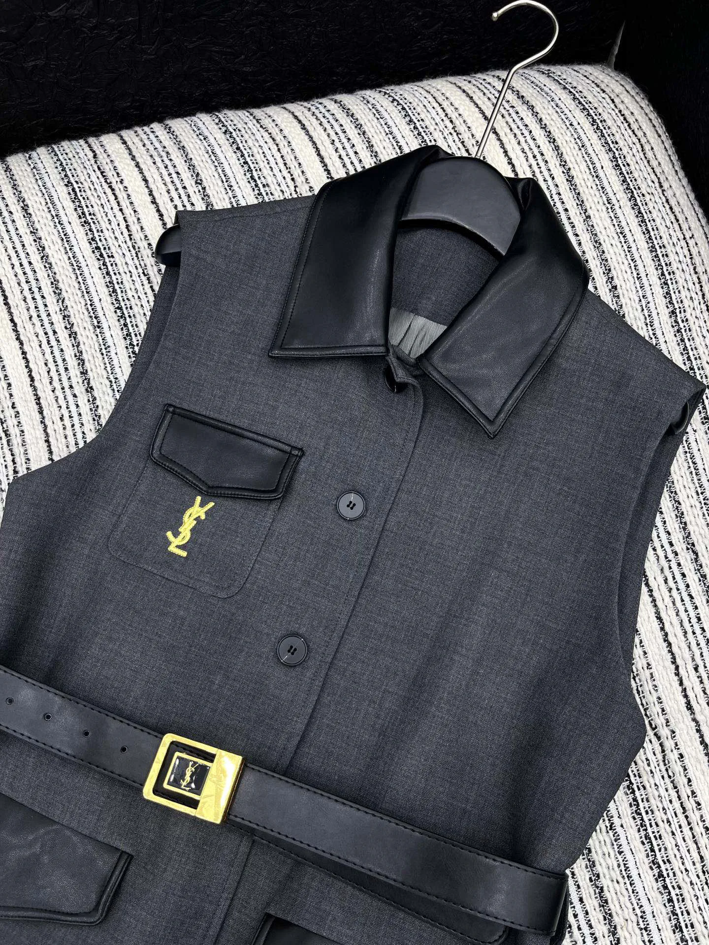 Жилеты Женские Saint Laurent 5478166