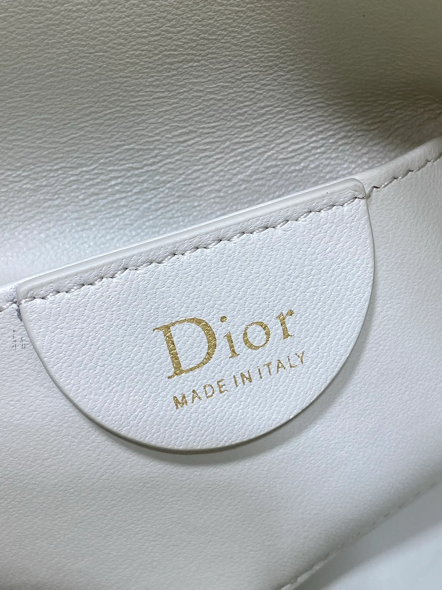 Классические Сумки Женские Christian Dior 18242108