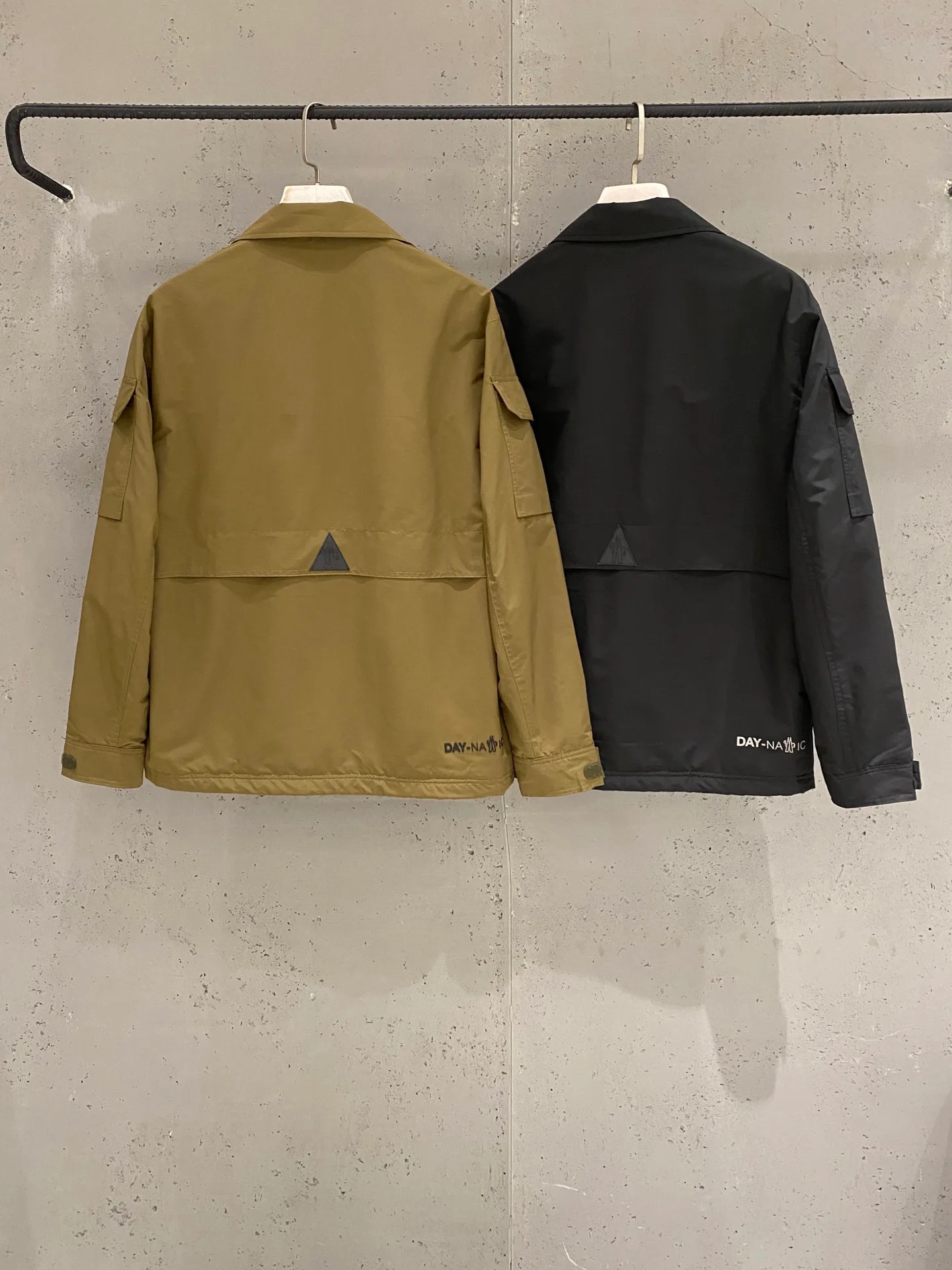 Куртки И Пуховики Мужские Moncler 1266319