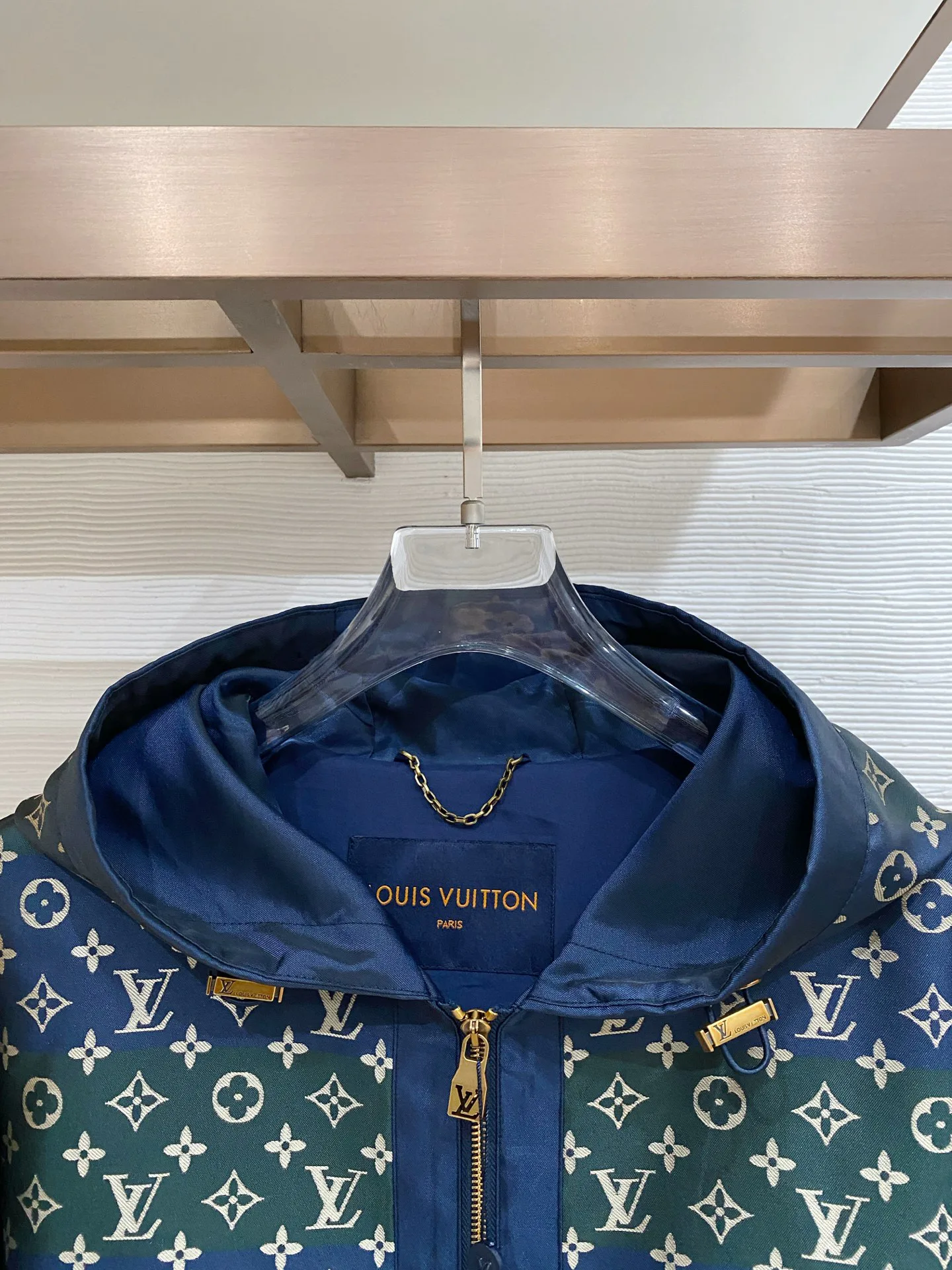 Куртки И Пуховики Мужские Louis Vuitton 2385907