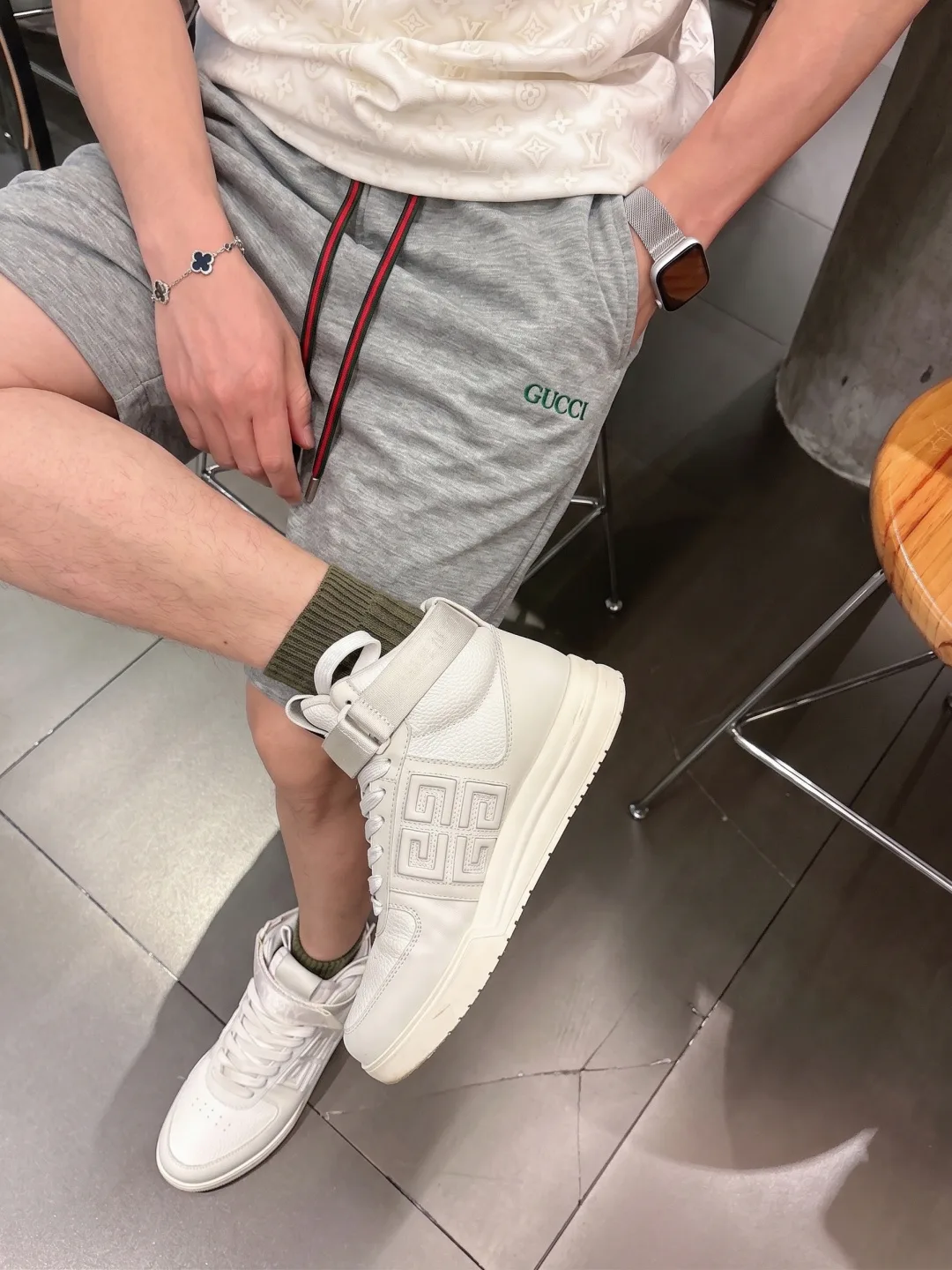 Шорты Мужские Gucci 18246587