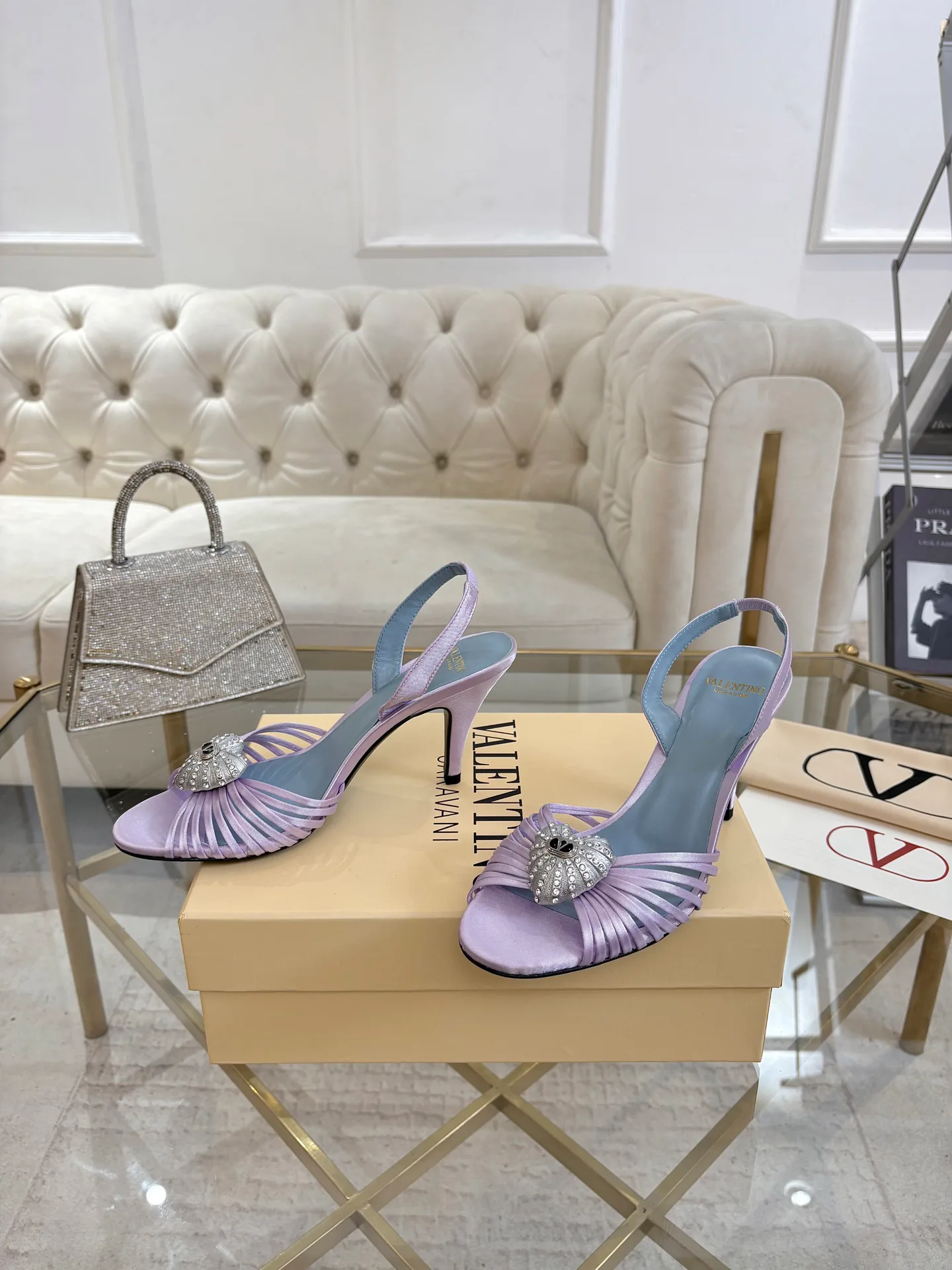 Босоножки Женские Valentino 18135269