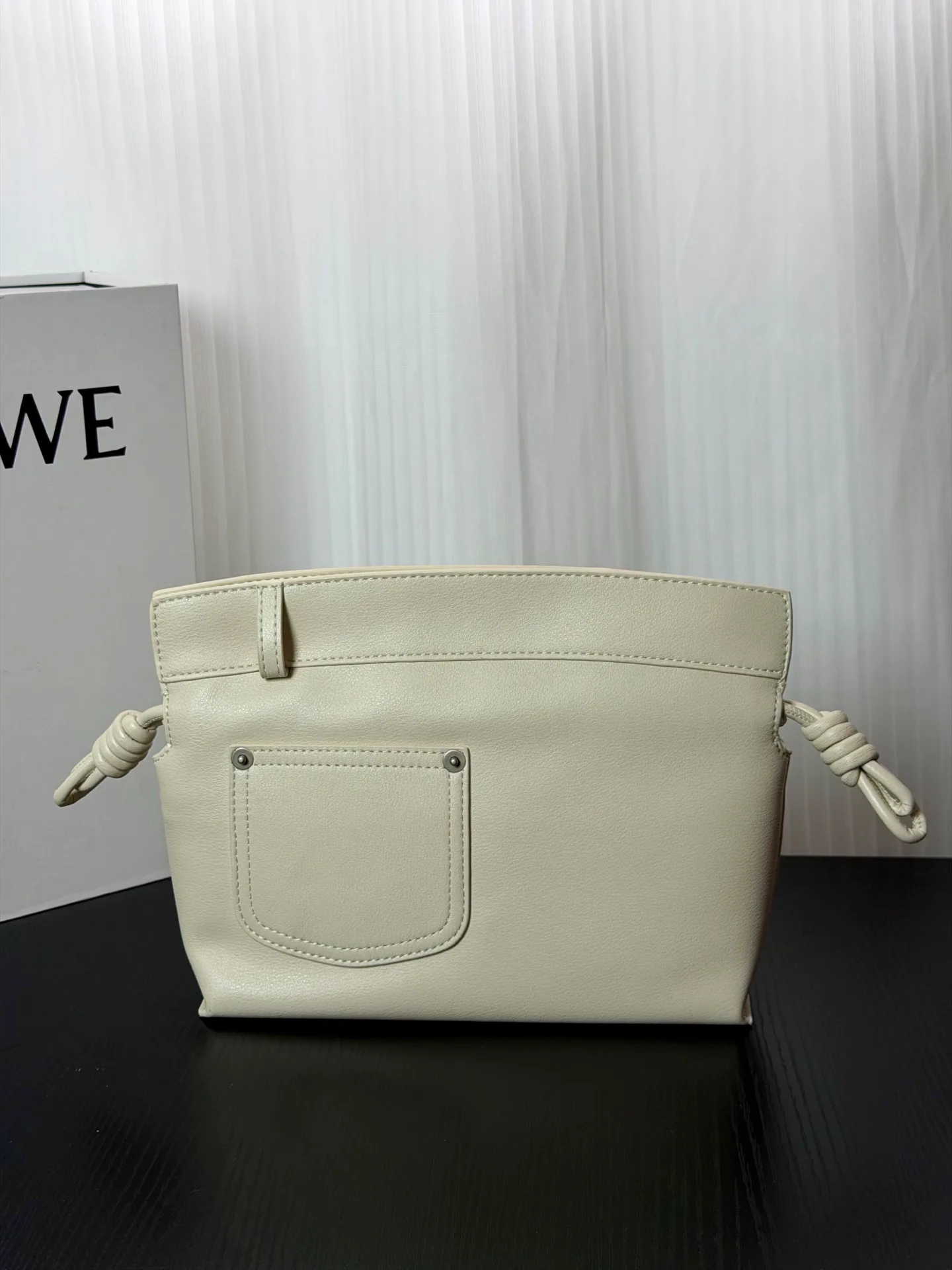 Классические Сумки Женские Loewe 12669060