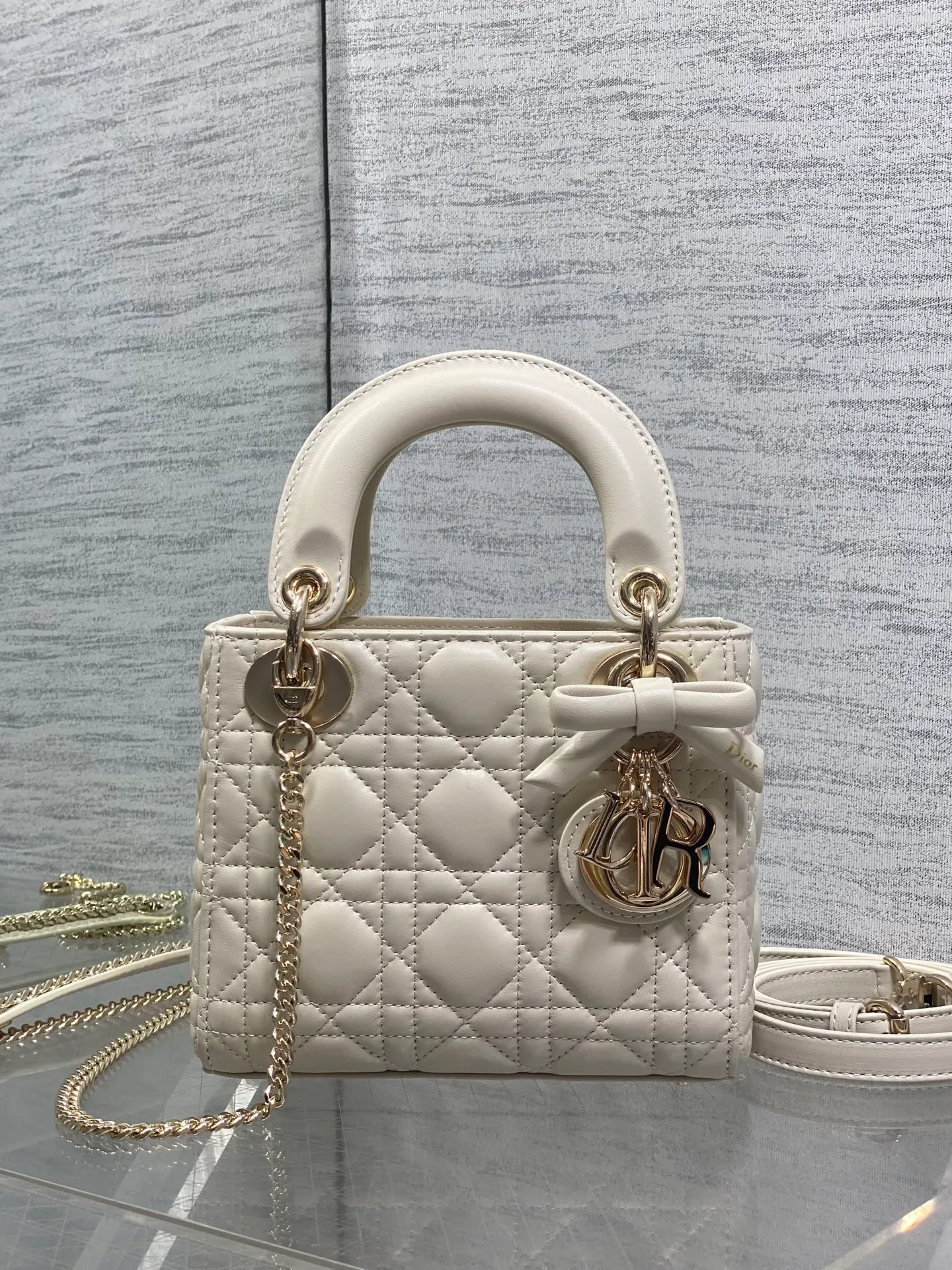 Классические Сумки Женские Christian Dior 17601469