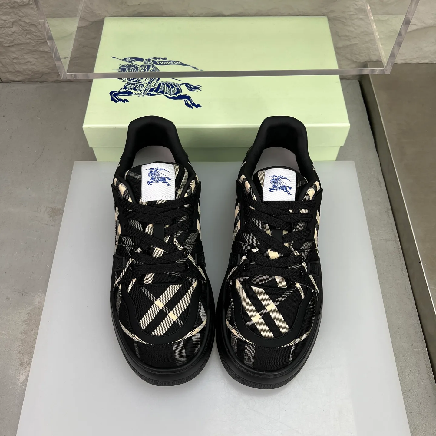 Кроссовки Мужские Burberry 11638116