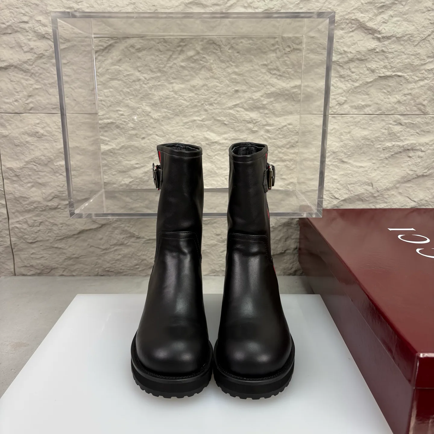 Сапоги Женские Gucci 18351585