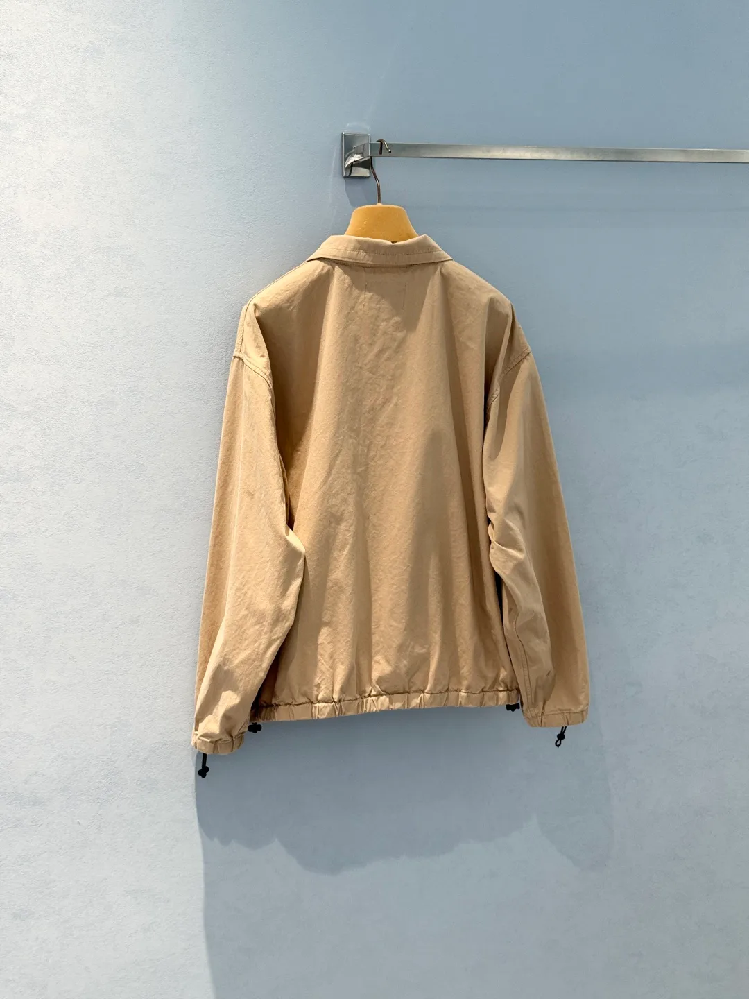 Куртки И Пуховики Женские Miu Miu 17628694