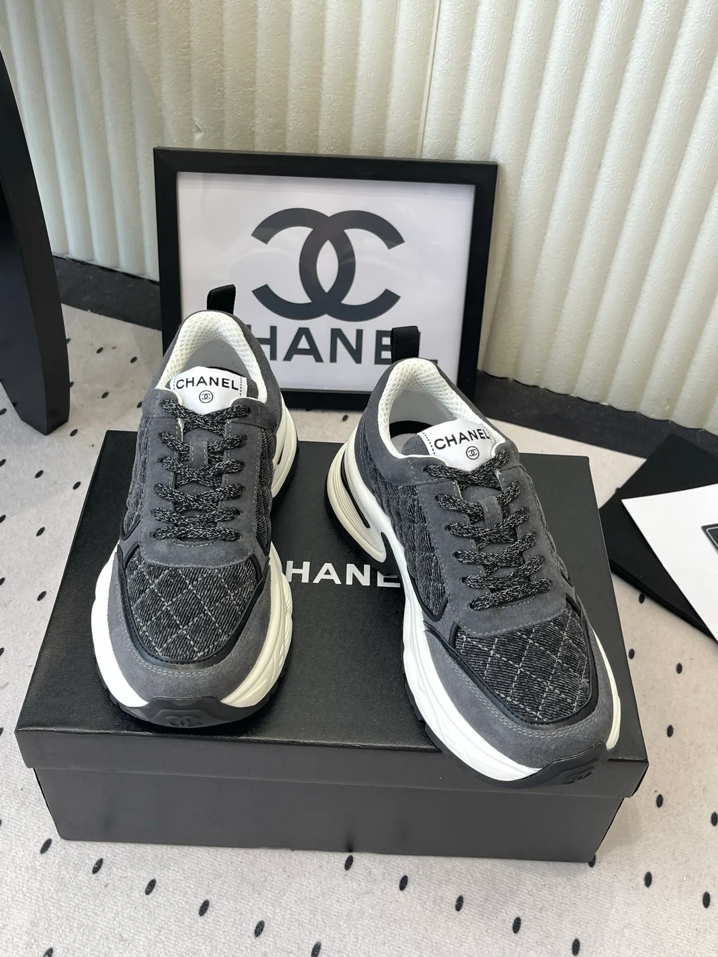 Кроссовки Женские Chanel 17769668