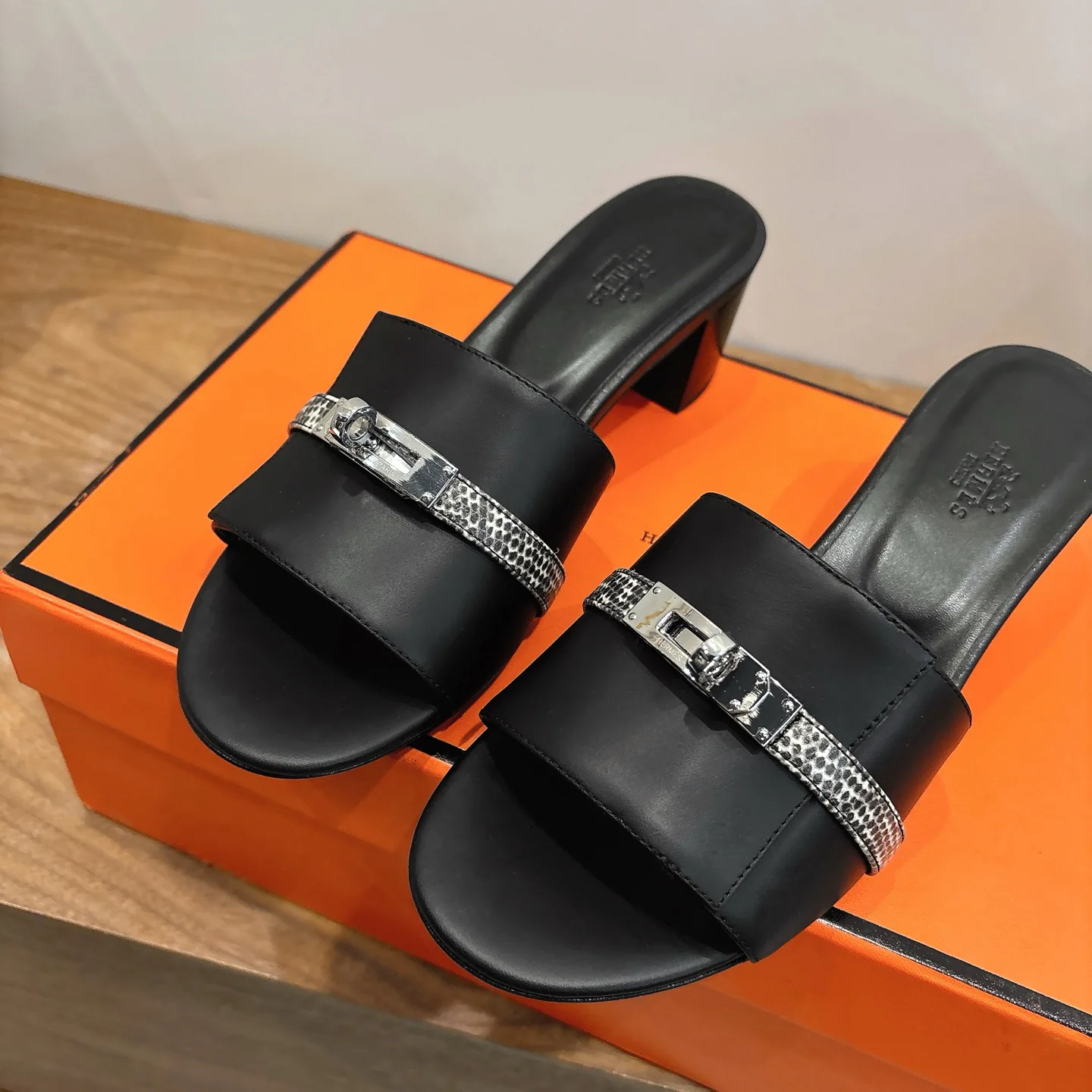 Туфли Женские Hermes 11622282