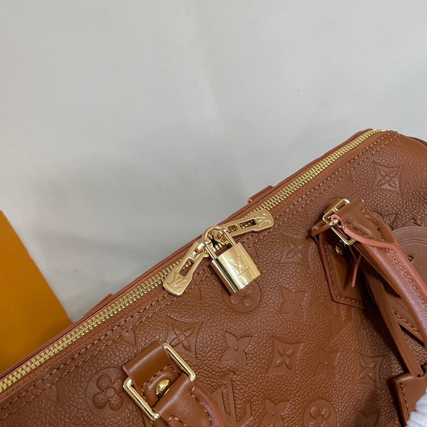 Классические Сумки Женские Louis Vuitton 852815