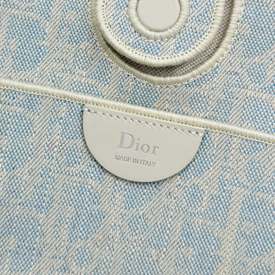Классические Сумки Женские Christian Dior 18187809