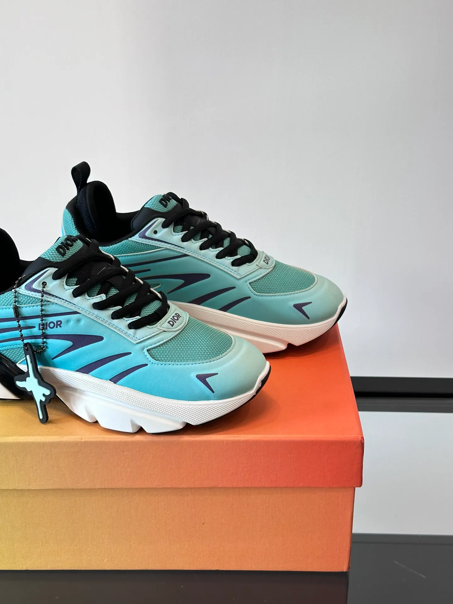 Кроссовки Женские Christian Dior 11426289