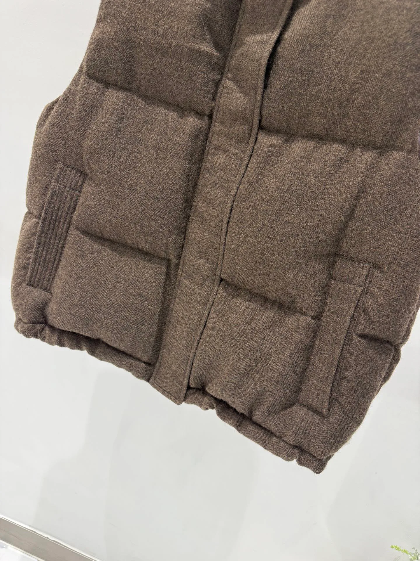 Жилеты Женские Brunello Cucinelli 18082102