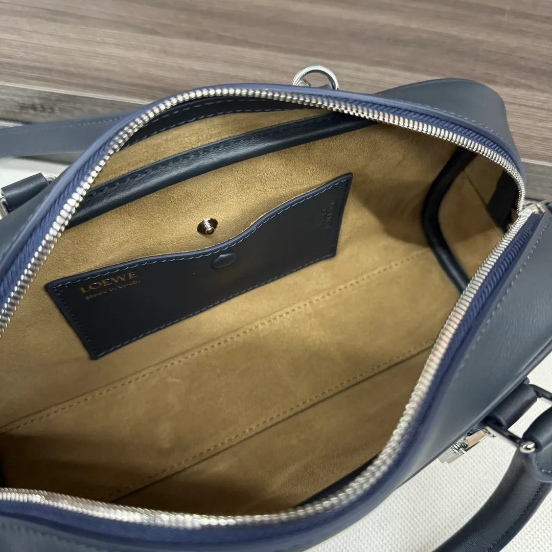 Классические Сумки Женские Loewe 11674482