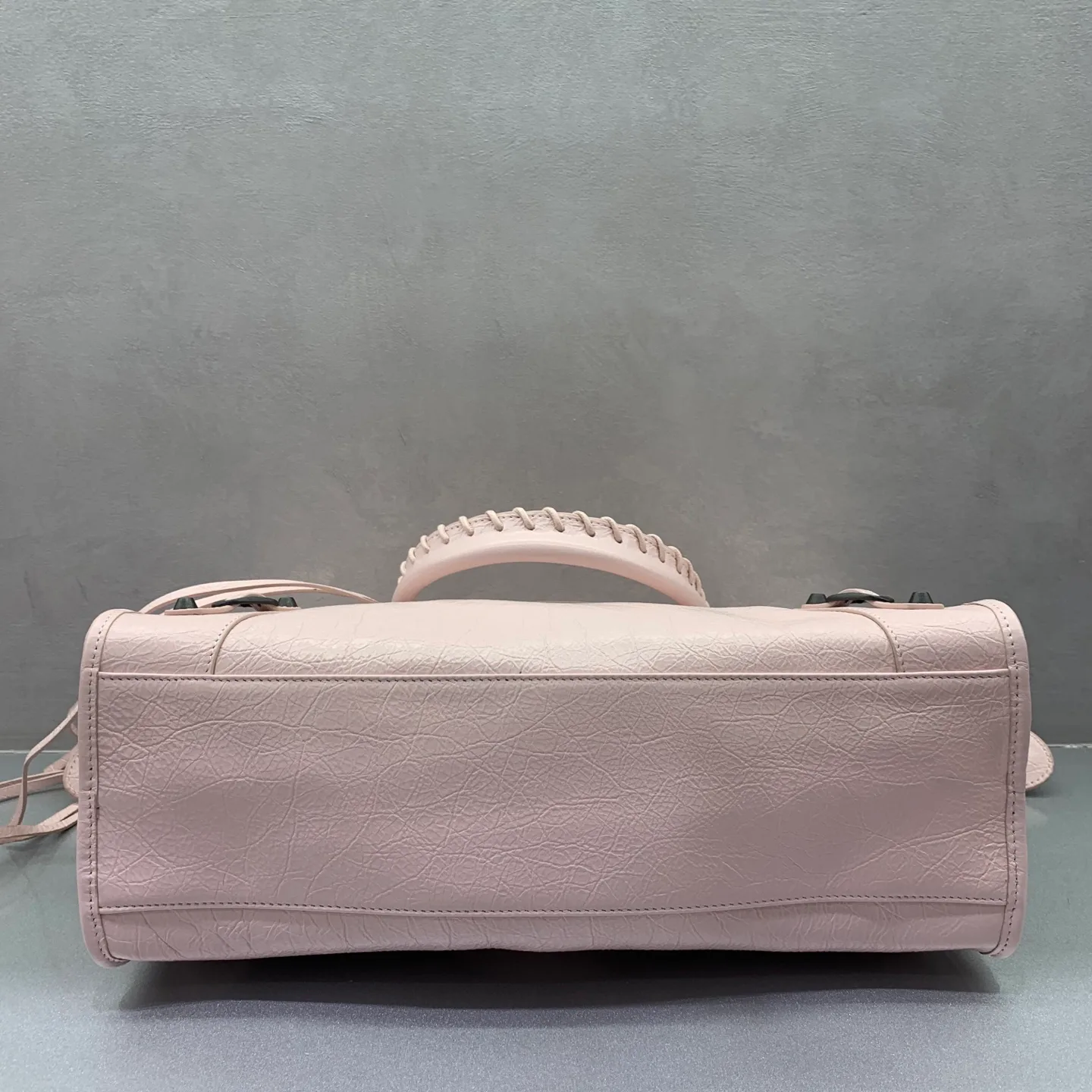 Классические Сумки Женские Balenciaga 18135974
