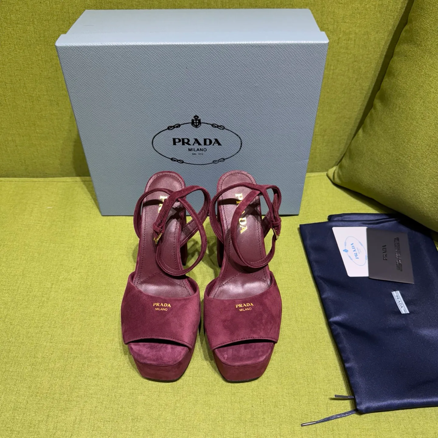 Босоножки Женские Prada 19237310
