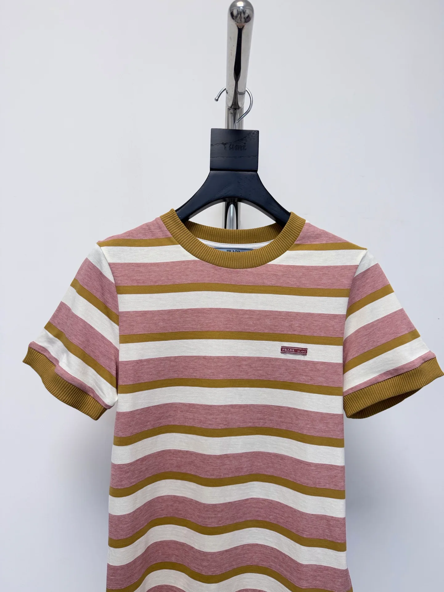 Футболки Женские Prada 11546604