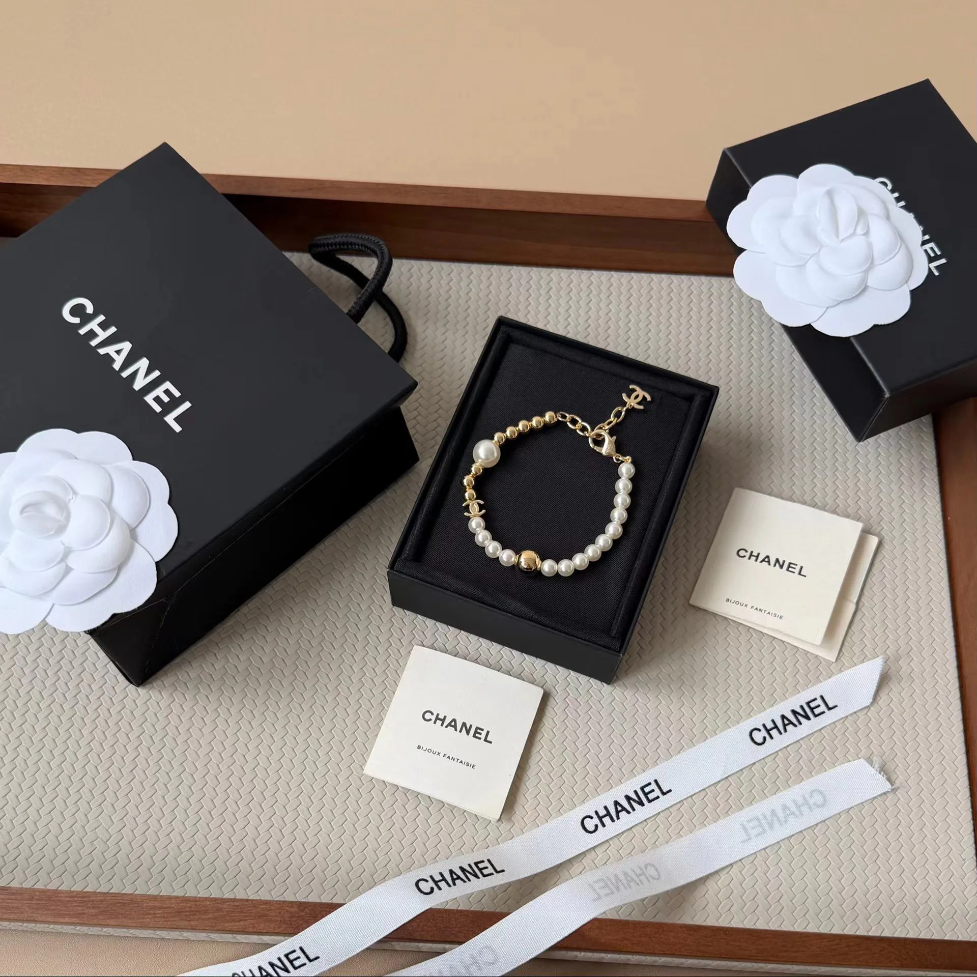 Бижутерия Chanel 17878636