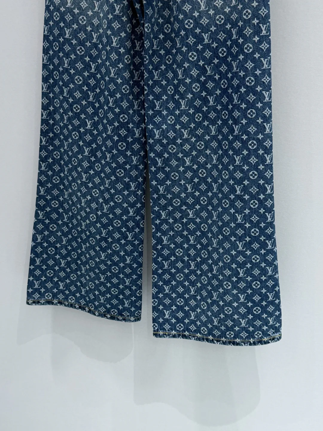 Джинсы Женские Louis Vuitton 13193462