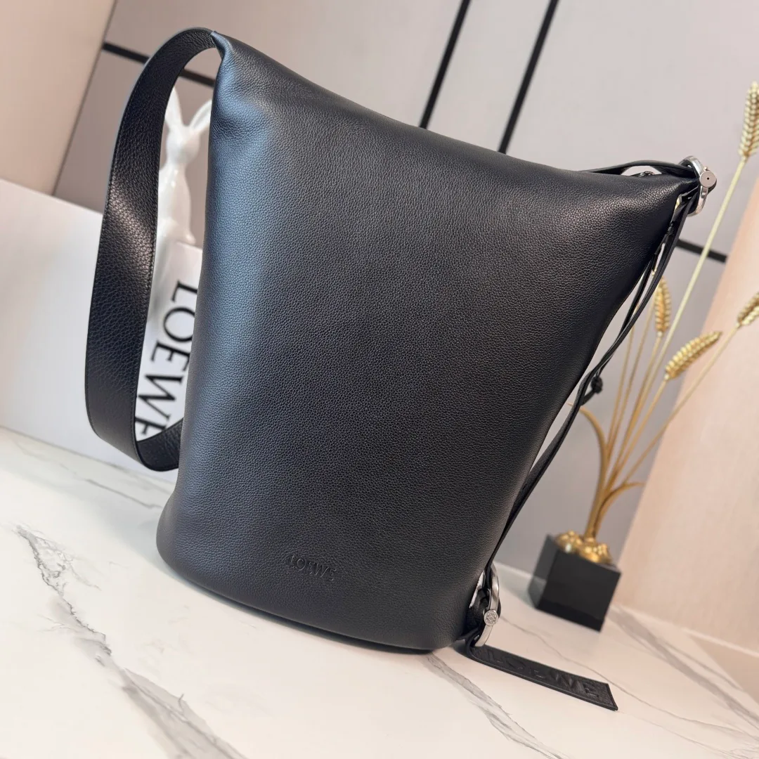 Классические Сумки Женские Loewe 13174359