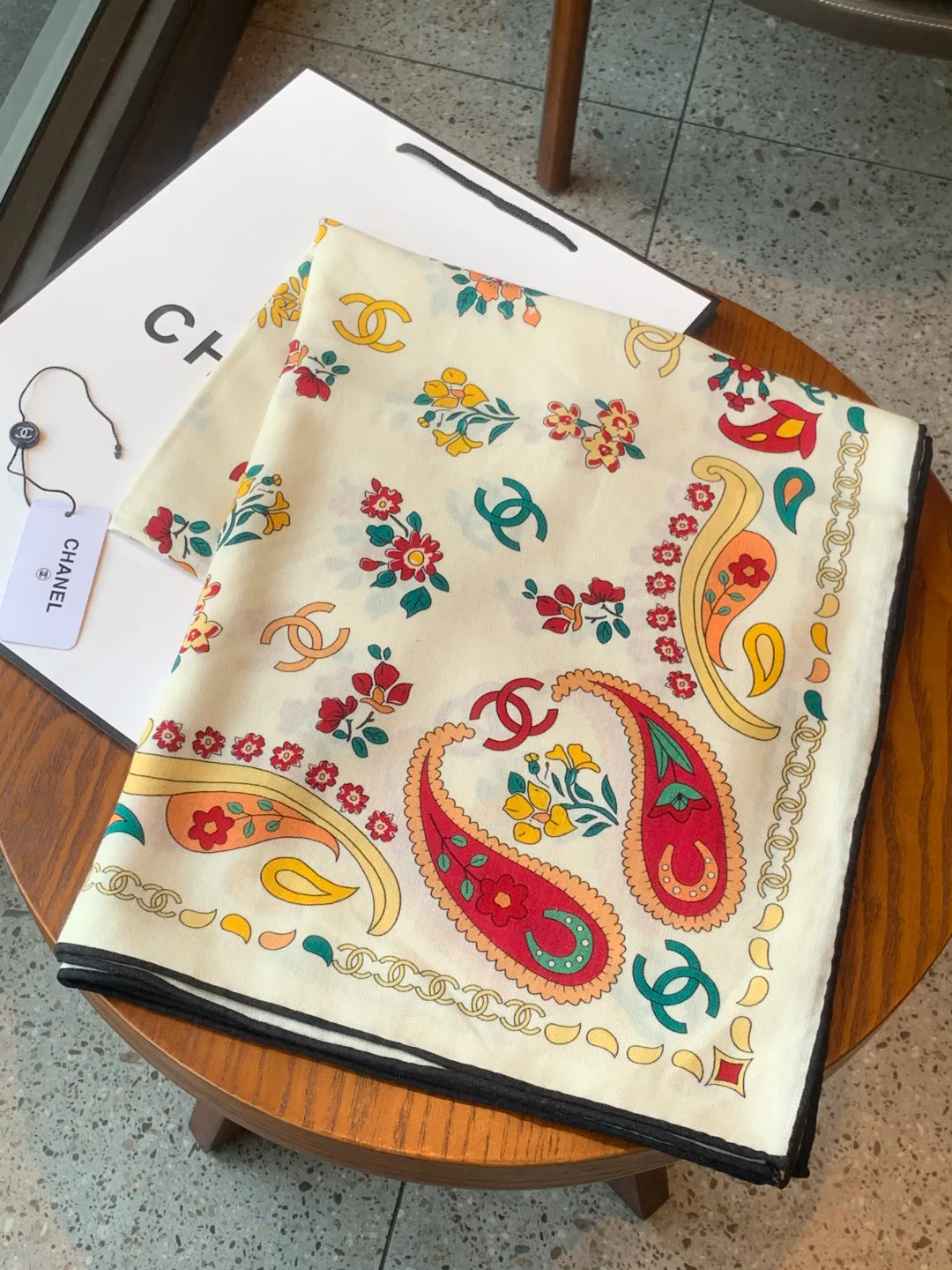 Платки Chanel 10627759