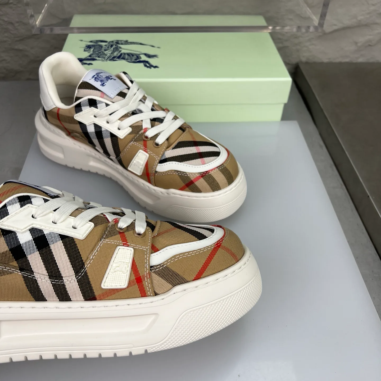 Кроссовки Мужские Burberry 11638115