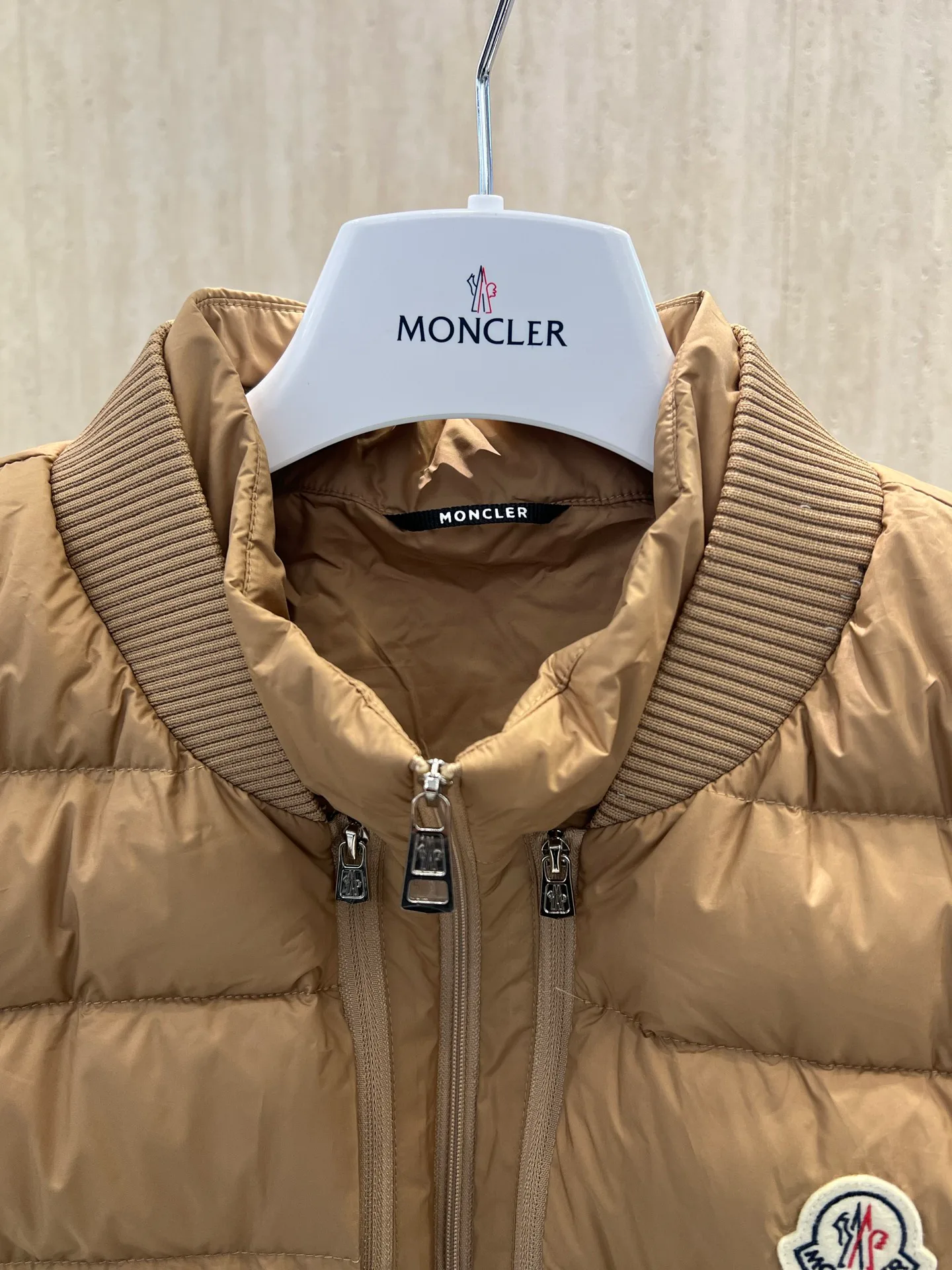 Куртки И Пуховики Женские Moncler 18264465