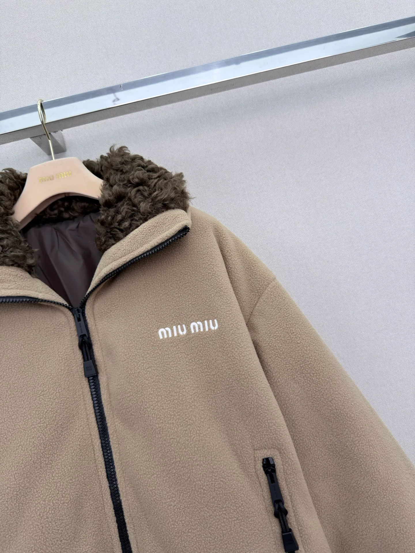 Куртки И Пуховики Женские Miu Miu 18023007