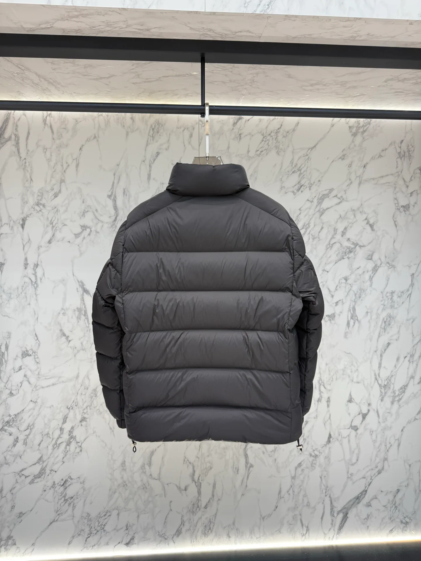 Куртки И Пуховики Женские Prada 18023890