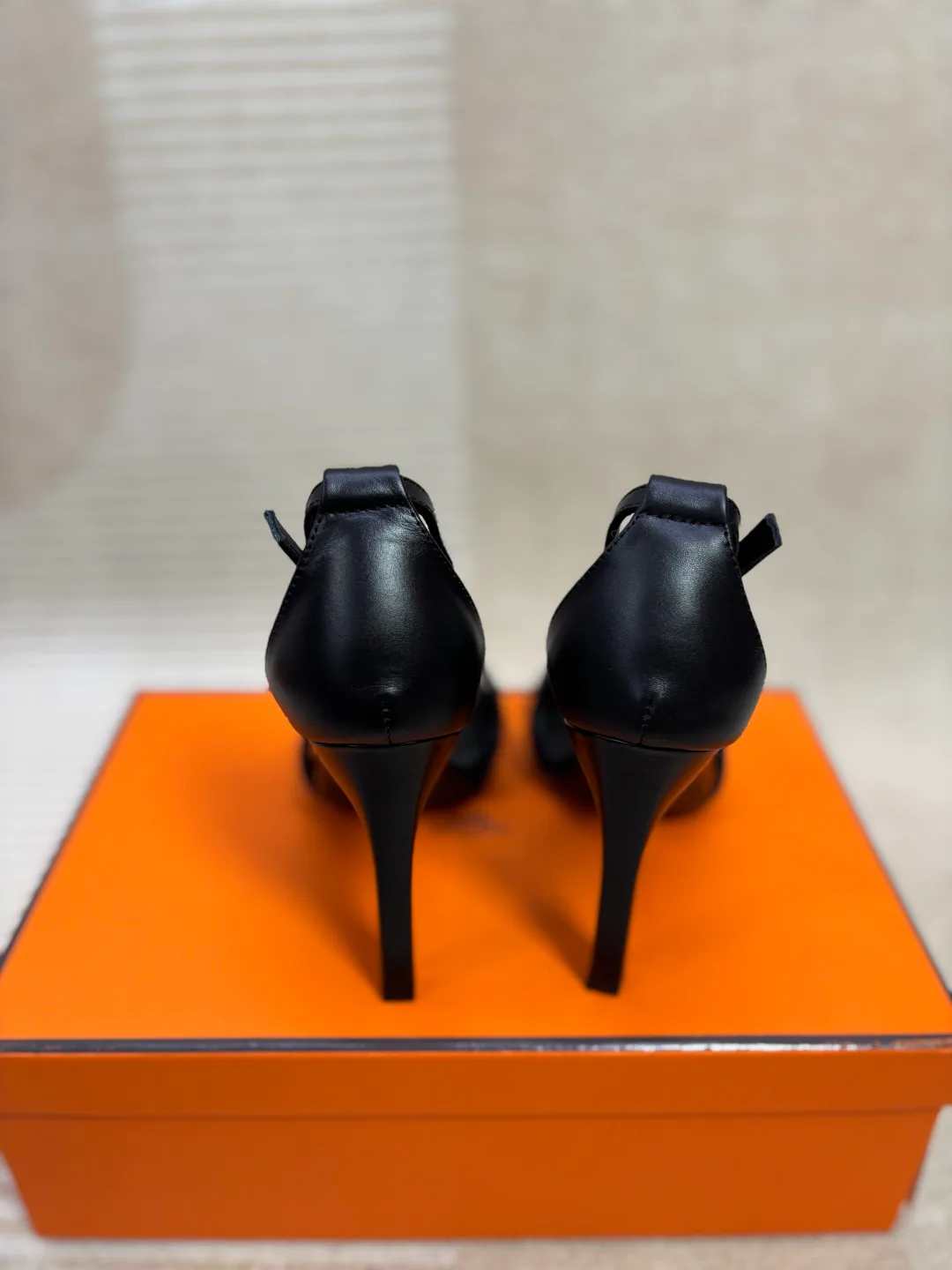 Босоножки Женские Hermes 18720738