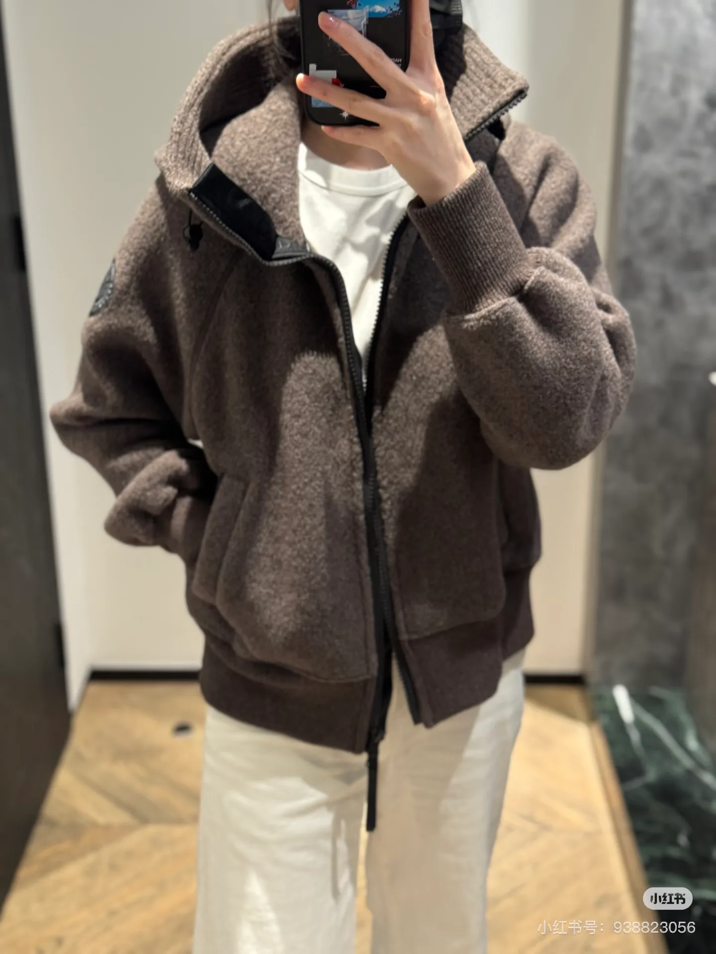 Куртки И Пуховики Женские Canada Goose 138316