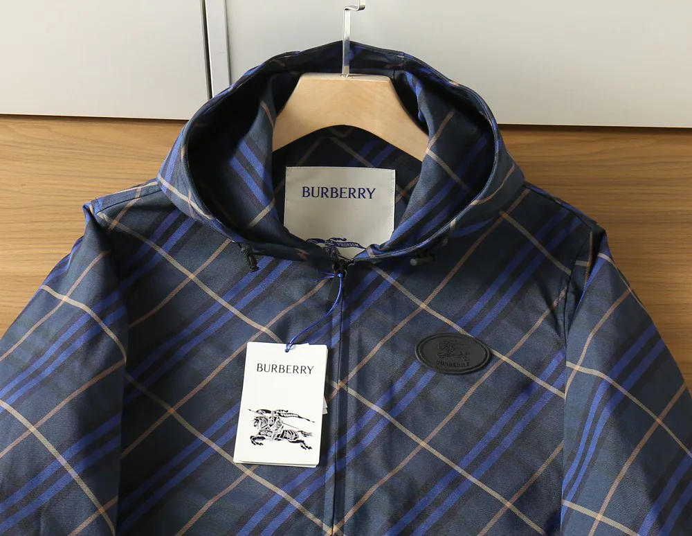 Куртки И Пуховики Мужские Burberry 2998638