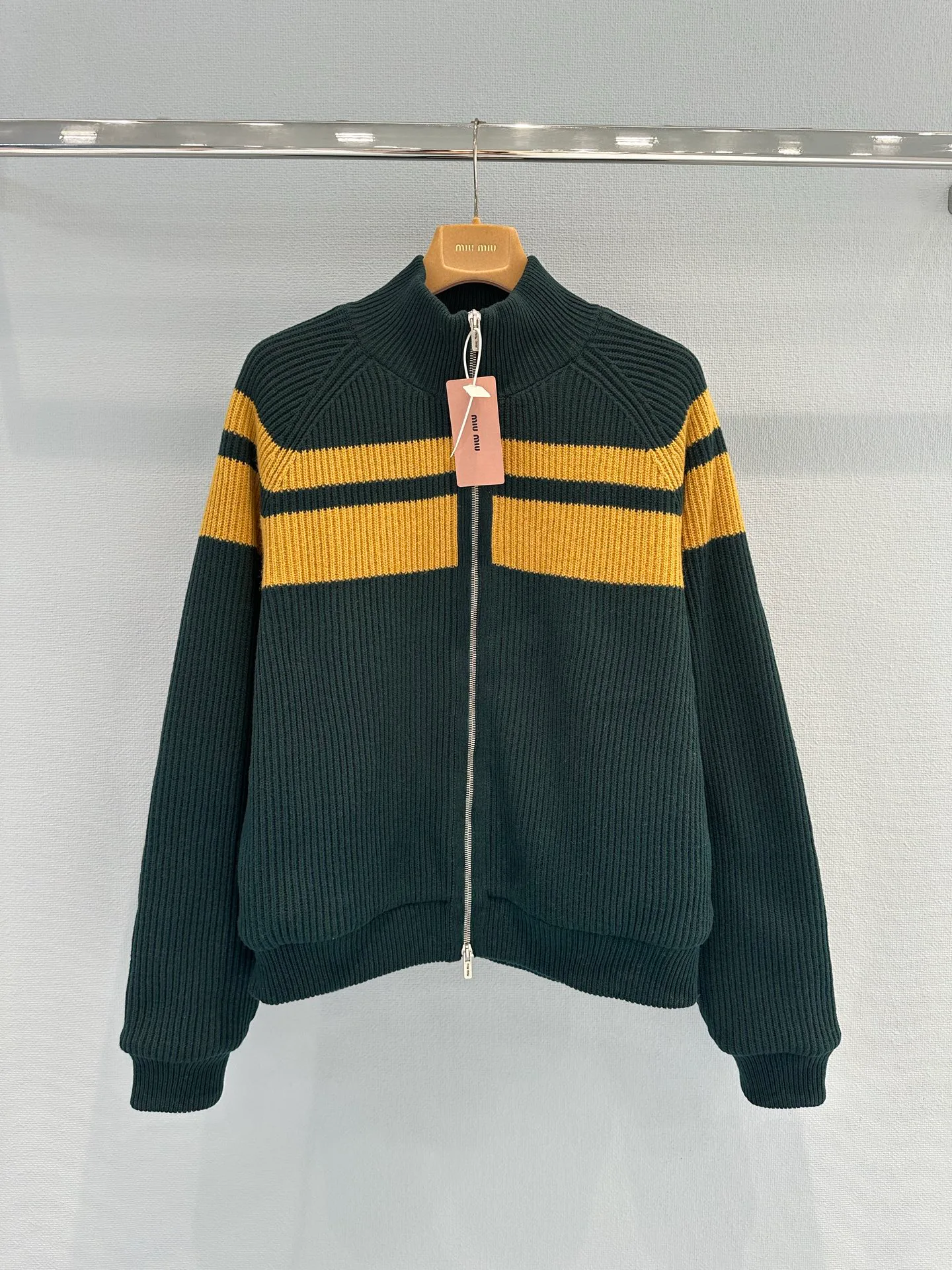 Куртки И Пуховики Женские Miu Miu 18963220