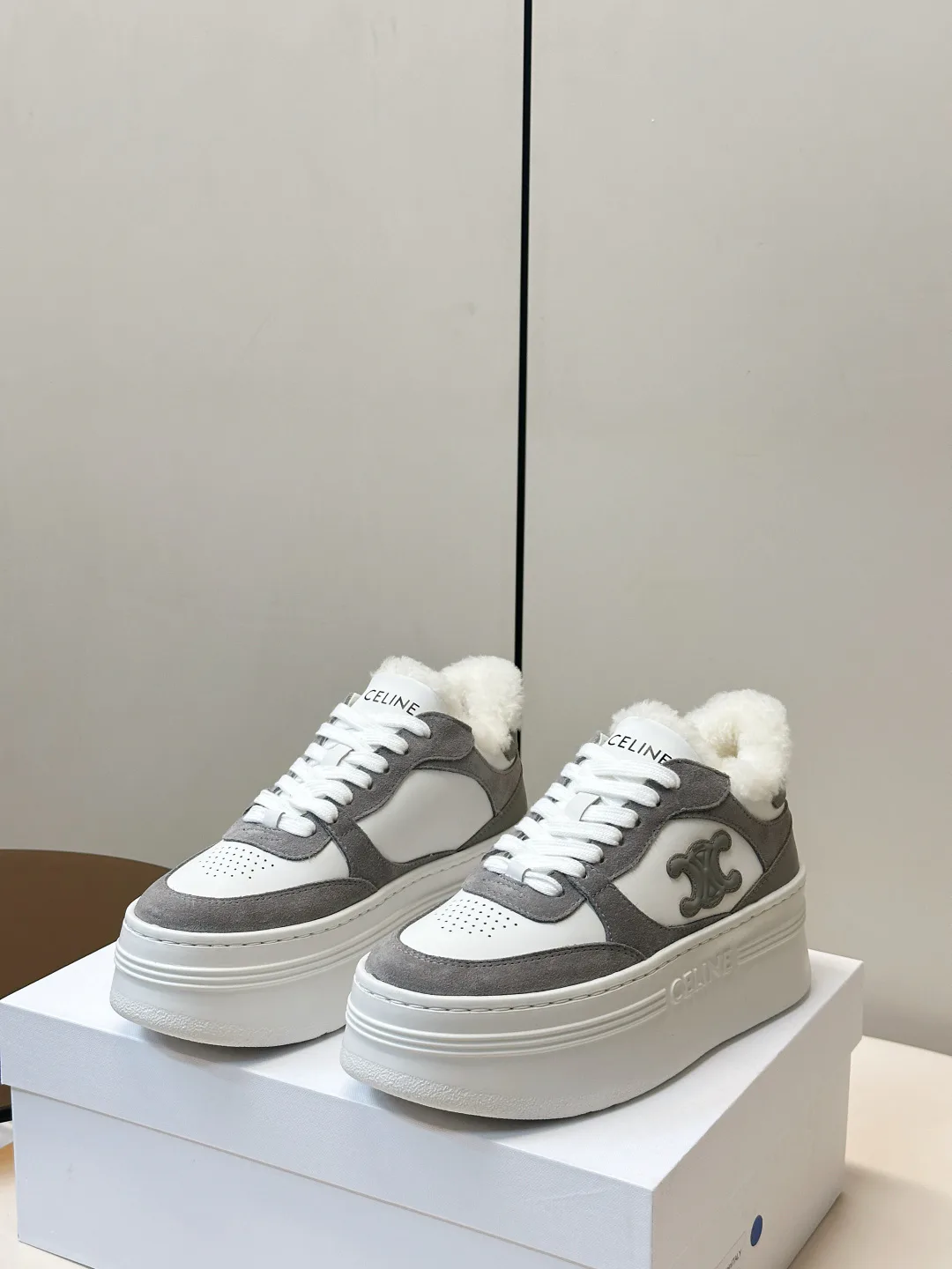 Кроссовки Женские Celine 19501560