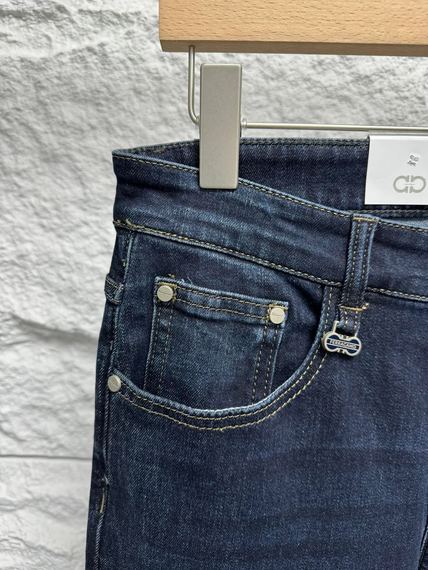 Джинсы Мужские Salvatore Ferragamo 61754