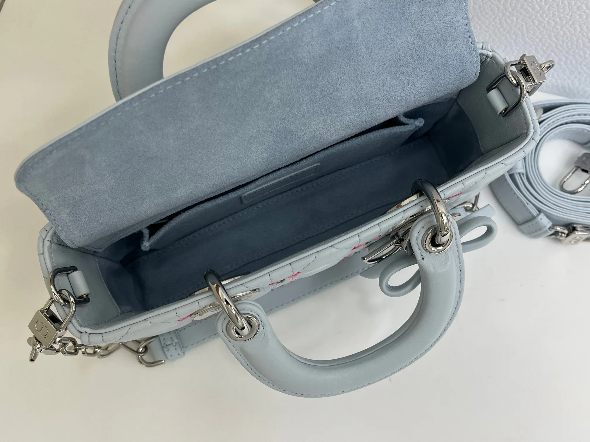 Классические Сумки Женские Christian Dior 17407049
