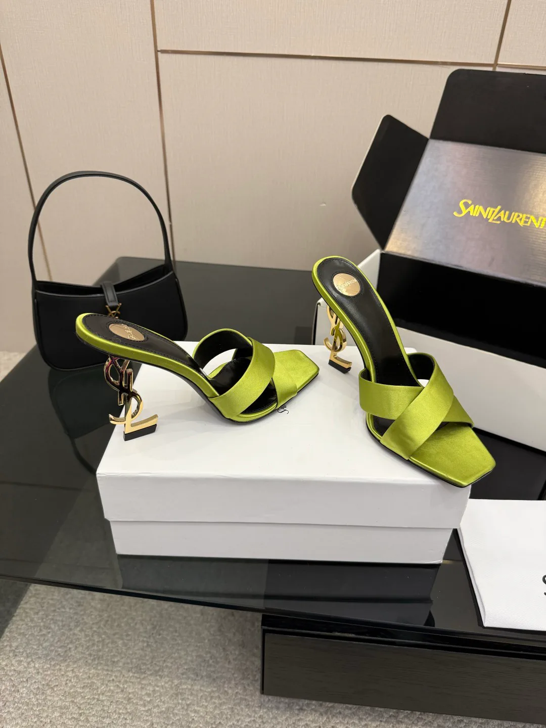 Босоножки Женские Saint Laurent 11336488