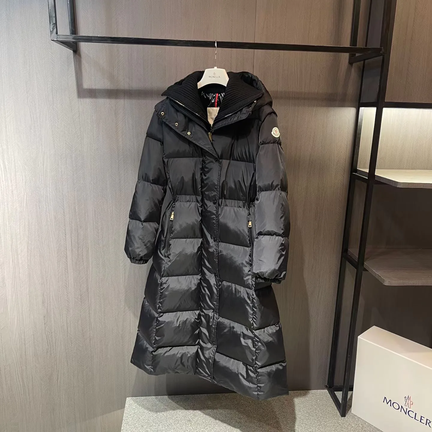 Куртки И Пуховики Женские Moncler 18650994