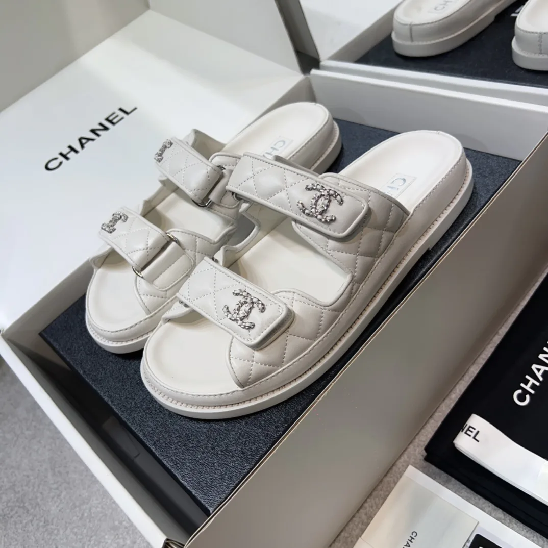 Шлепанцы Женские Chanel 11233798