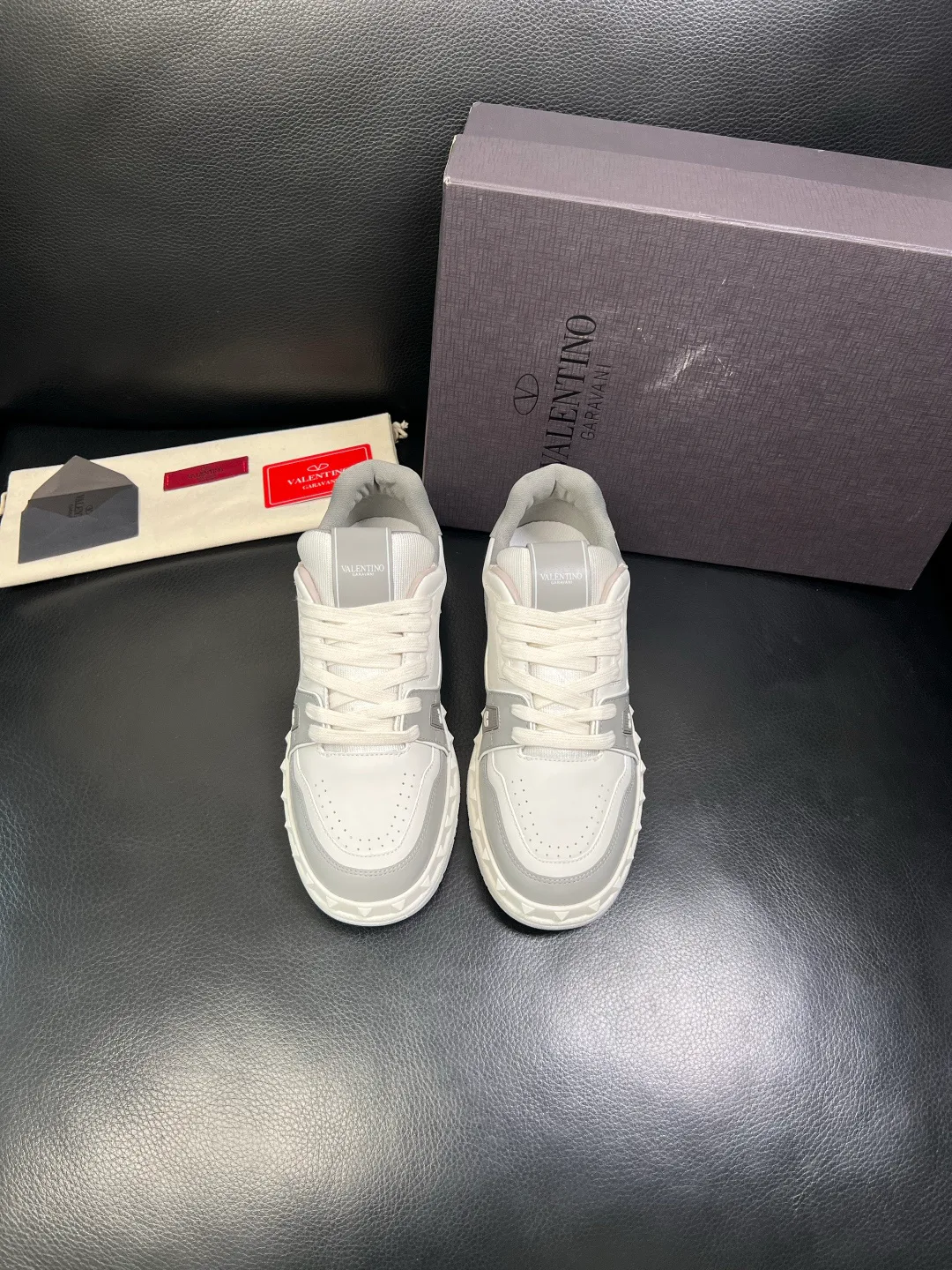 Кроссовки Женские Valentino 411235