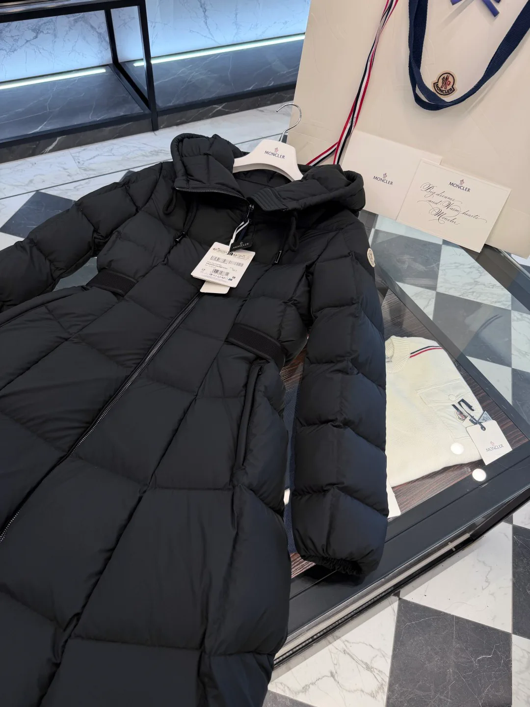 Куртки И Пуховики Женские Moncler 19080355