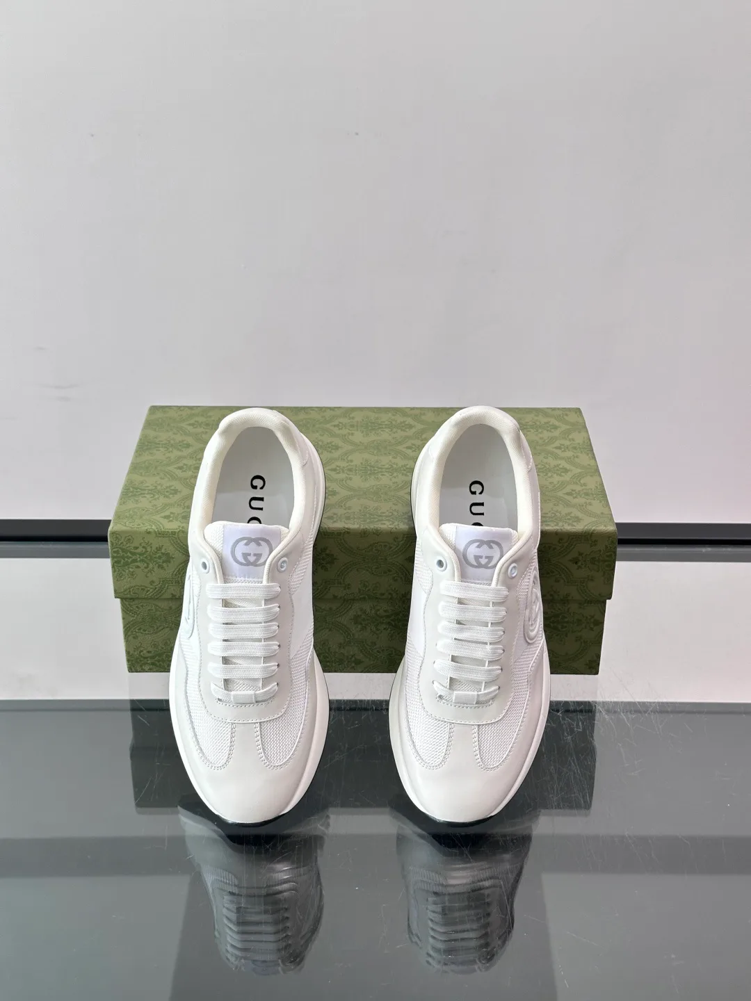 Кроссовки Мужские Gucci 17672672
